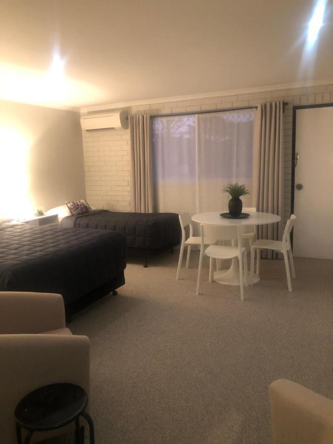 Estelle Kramer Motel Armidale Extérieur photo